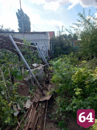 Саратовец демонтировал забор на чужой земле после третьего штрафа